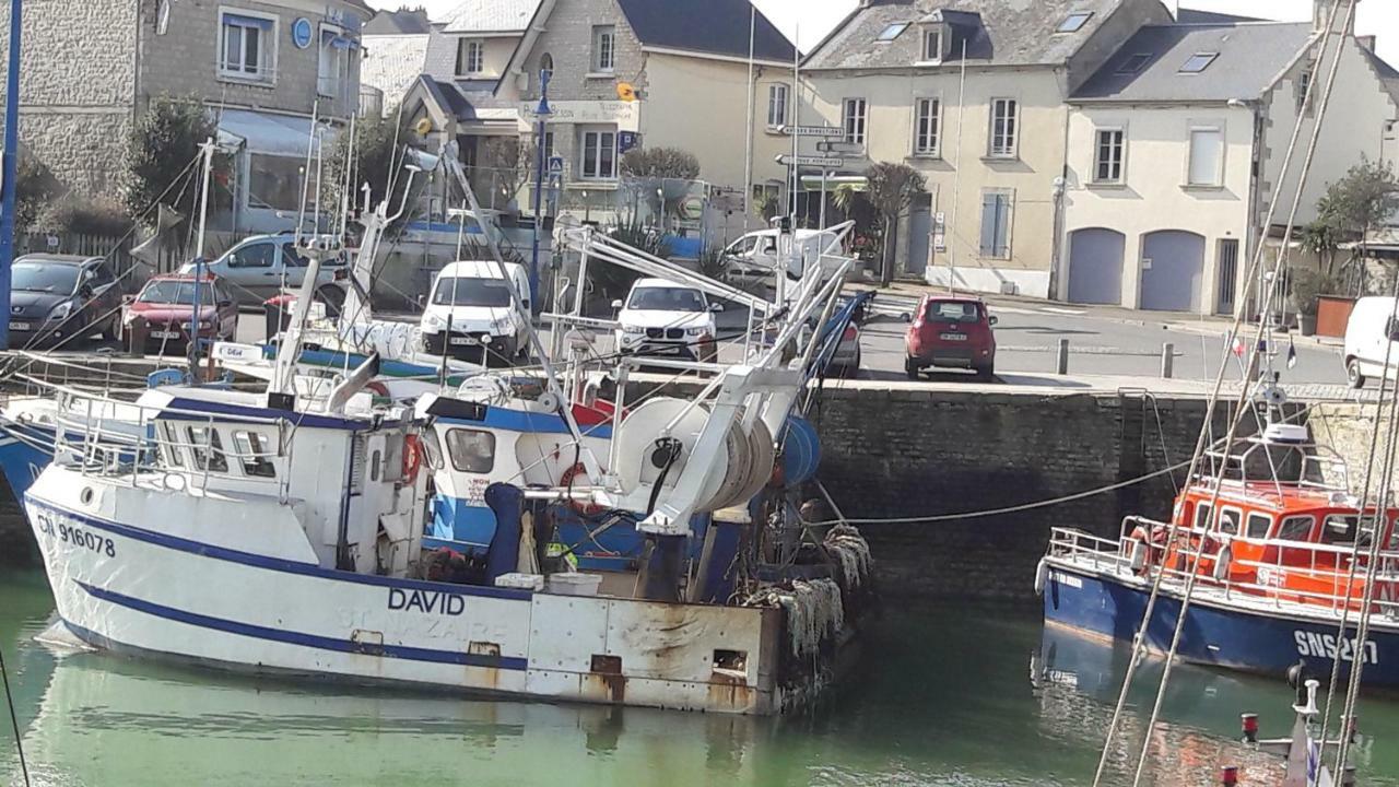La Maison Du Postier Port-en-Bessin-Huppain Kültér fotó